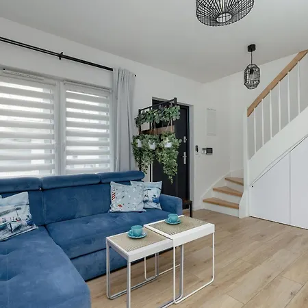 With Garden 450 M To The By Rent Like Lejlighed