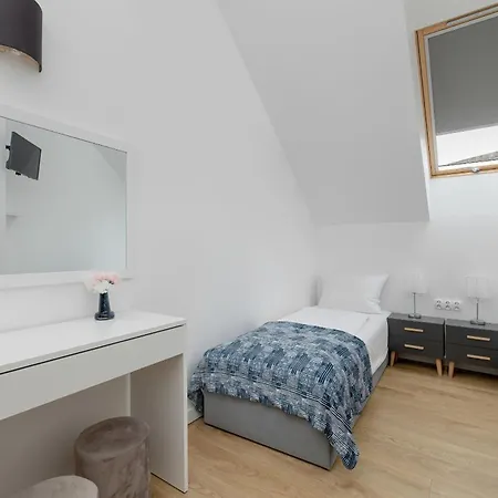 Lejlighed With Garden 450 M To The By Rent Like Dziwnówek