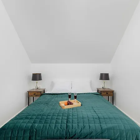 With Garden 450 M To The By Rent Like Appartement *